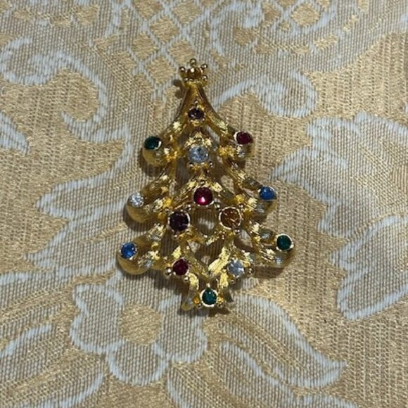 HOLIDAY🎄🎄MONET Brushed Gold Christmas Tree Rhinestone BROOCH - Picture 6 of 8